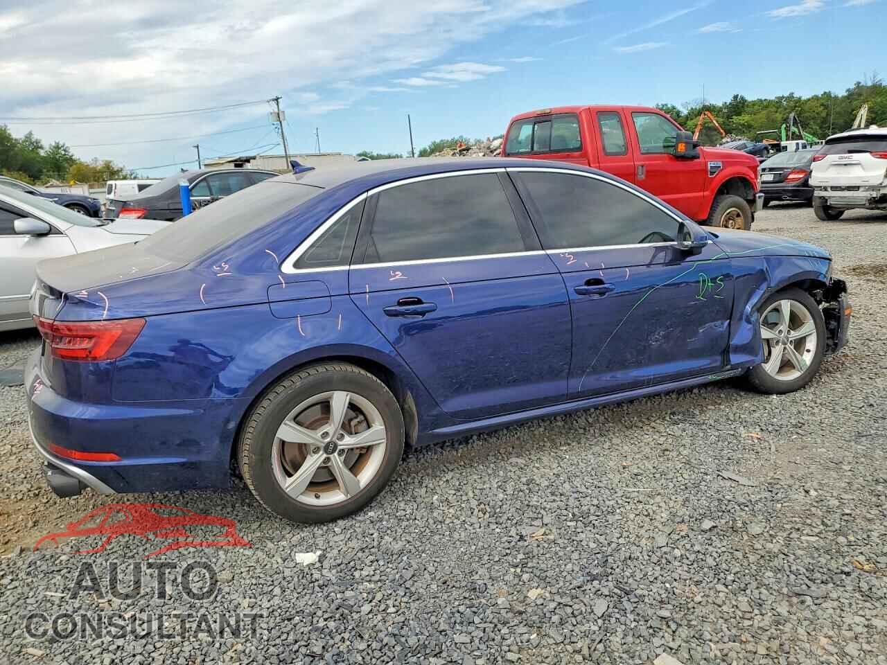 AUDI A4 2019 - WAUDNAF40KA013604