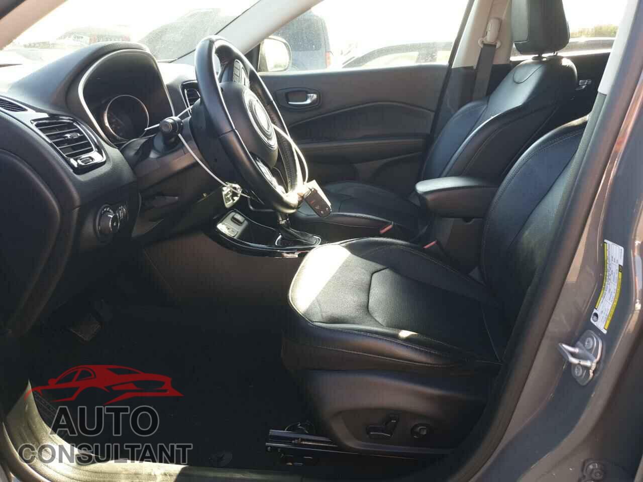 JEEP COMPASS 2020 - 3C4NJCCB3LT211315