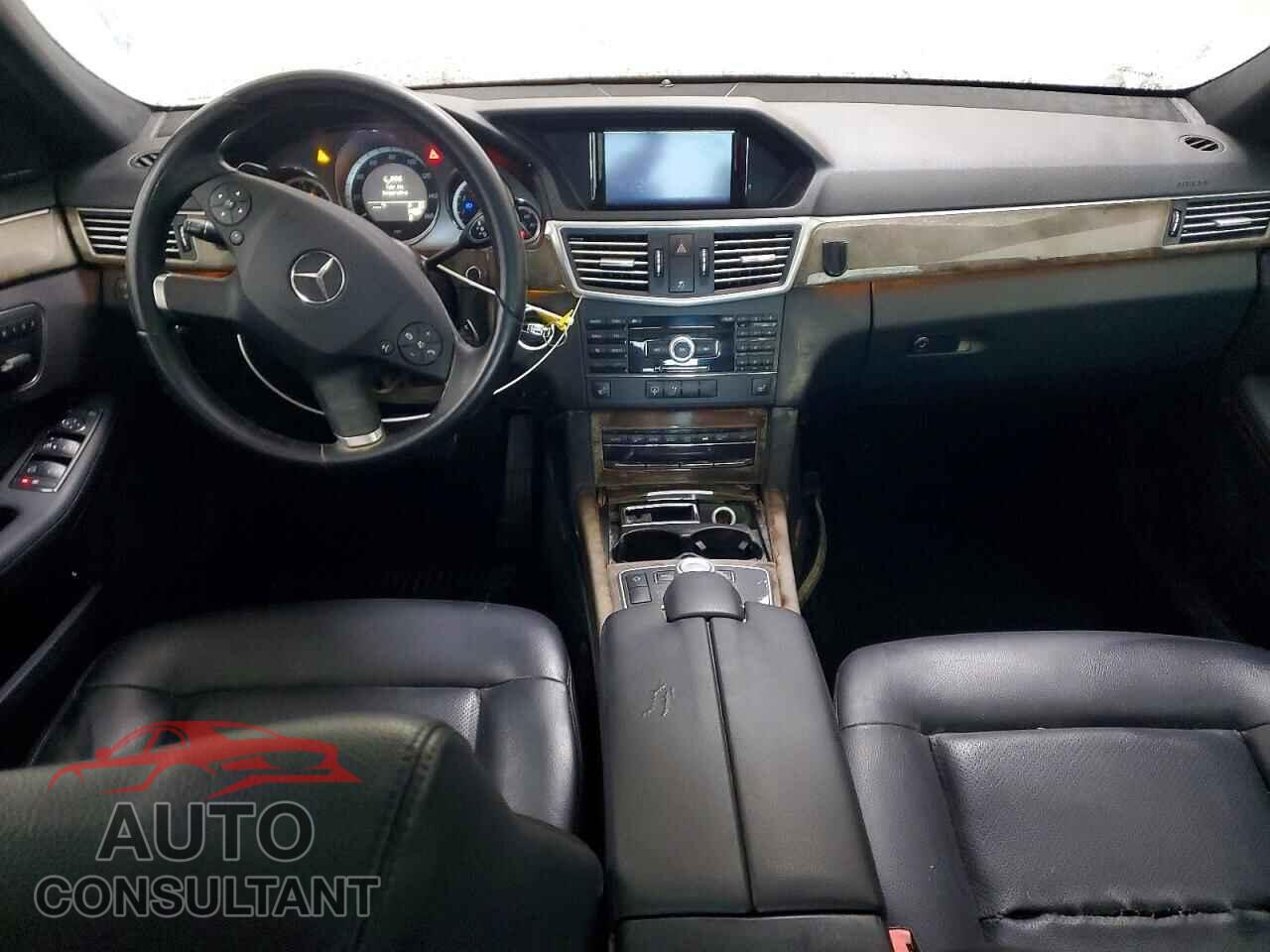 MERCEDES-BENZ E-CLASS 2010 - WDDHF8HB2AA156757