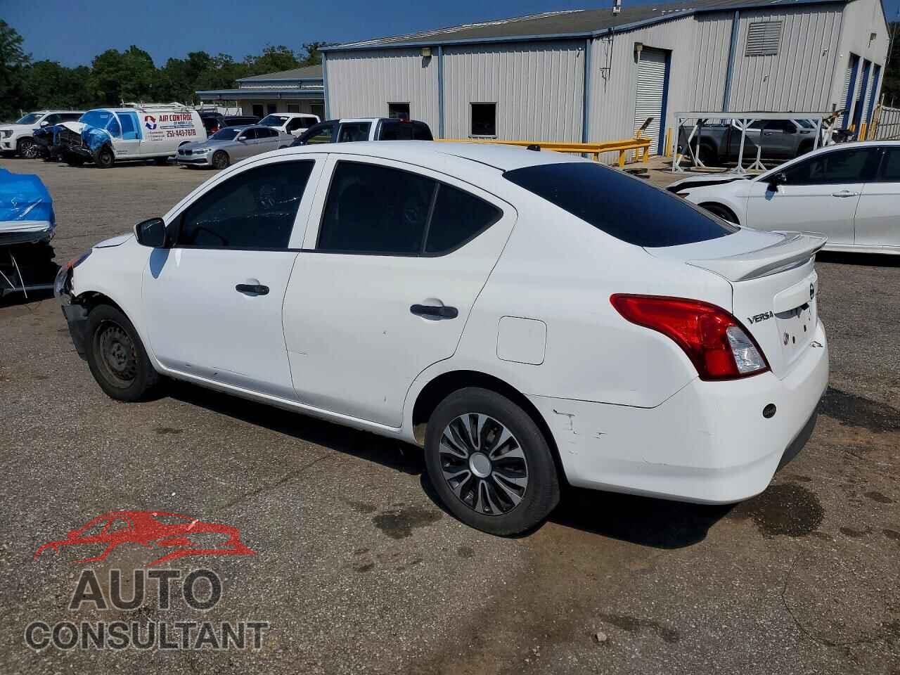 NISSAN VERSA 2017 - 3N1CN7AP8HL852956