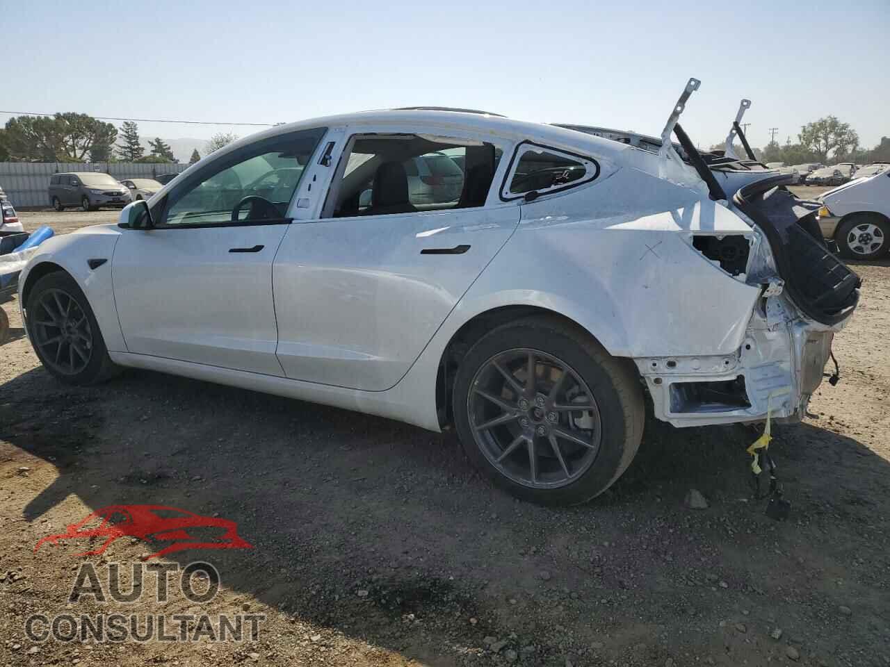 TESLA MODEL 3 2022 - 5YJ3E1EB5NF347704