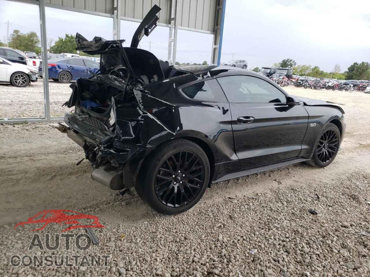 FORD MUSTANG 2019 - 1FA6P8CF8K5202388