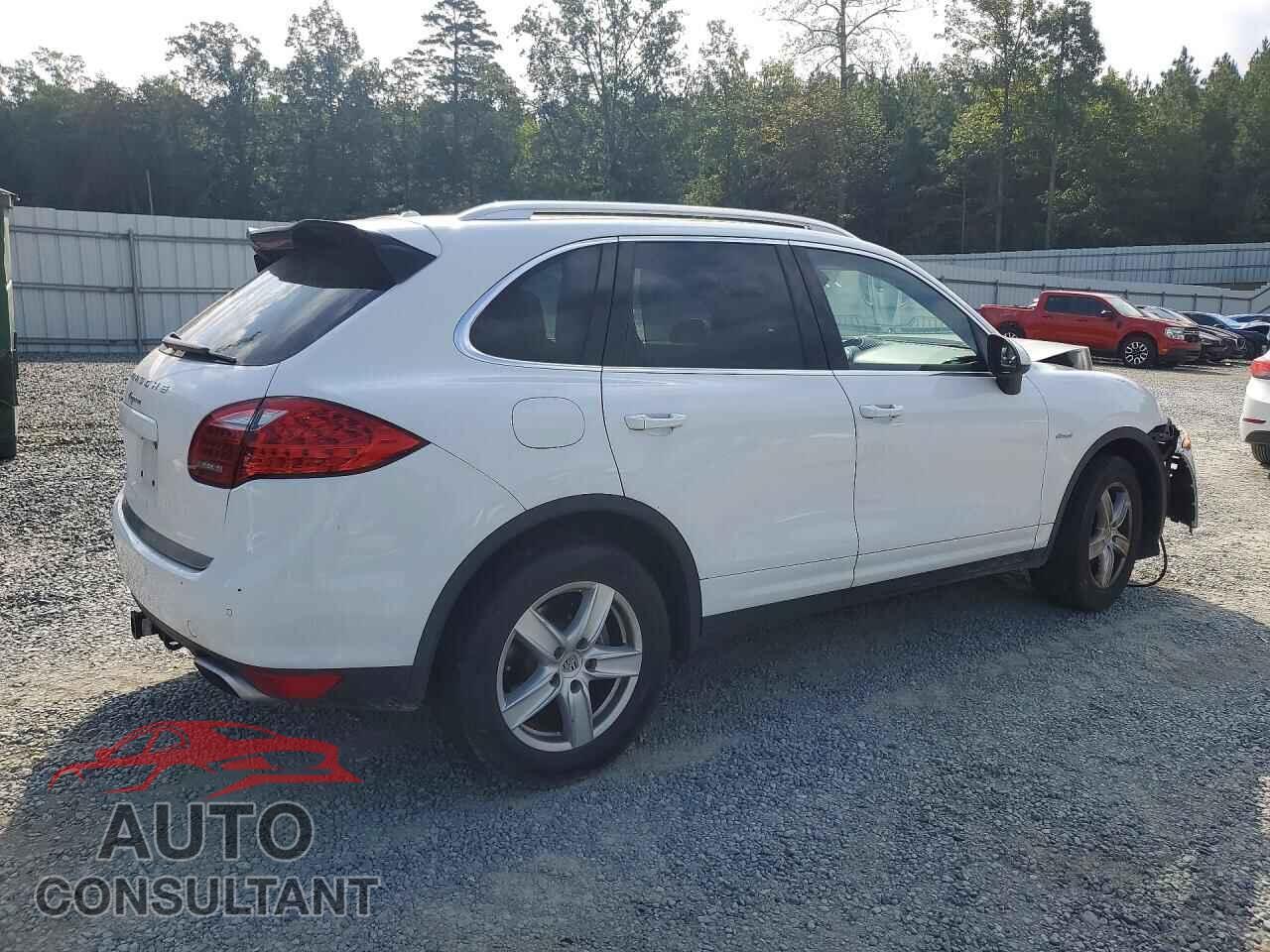 PORSCHE CAYENNE 2013 - WP1AF2A22DLA40114