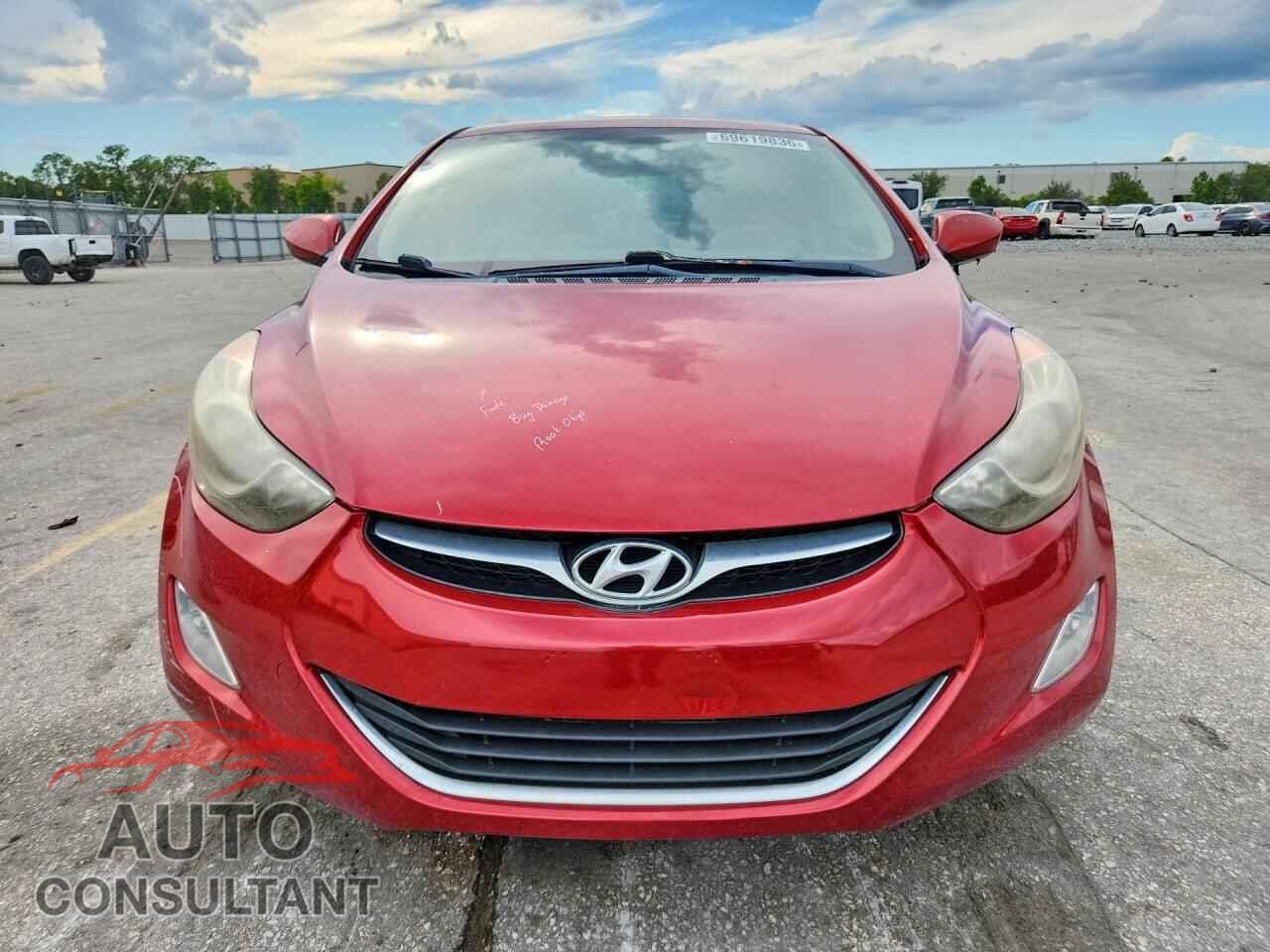 HYUNDAI ELANTRA 2013 - KMHDH4AE0DU761343