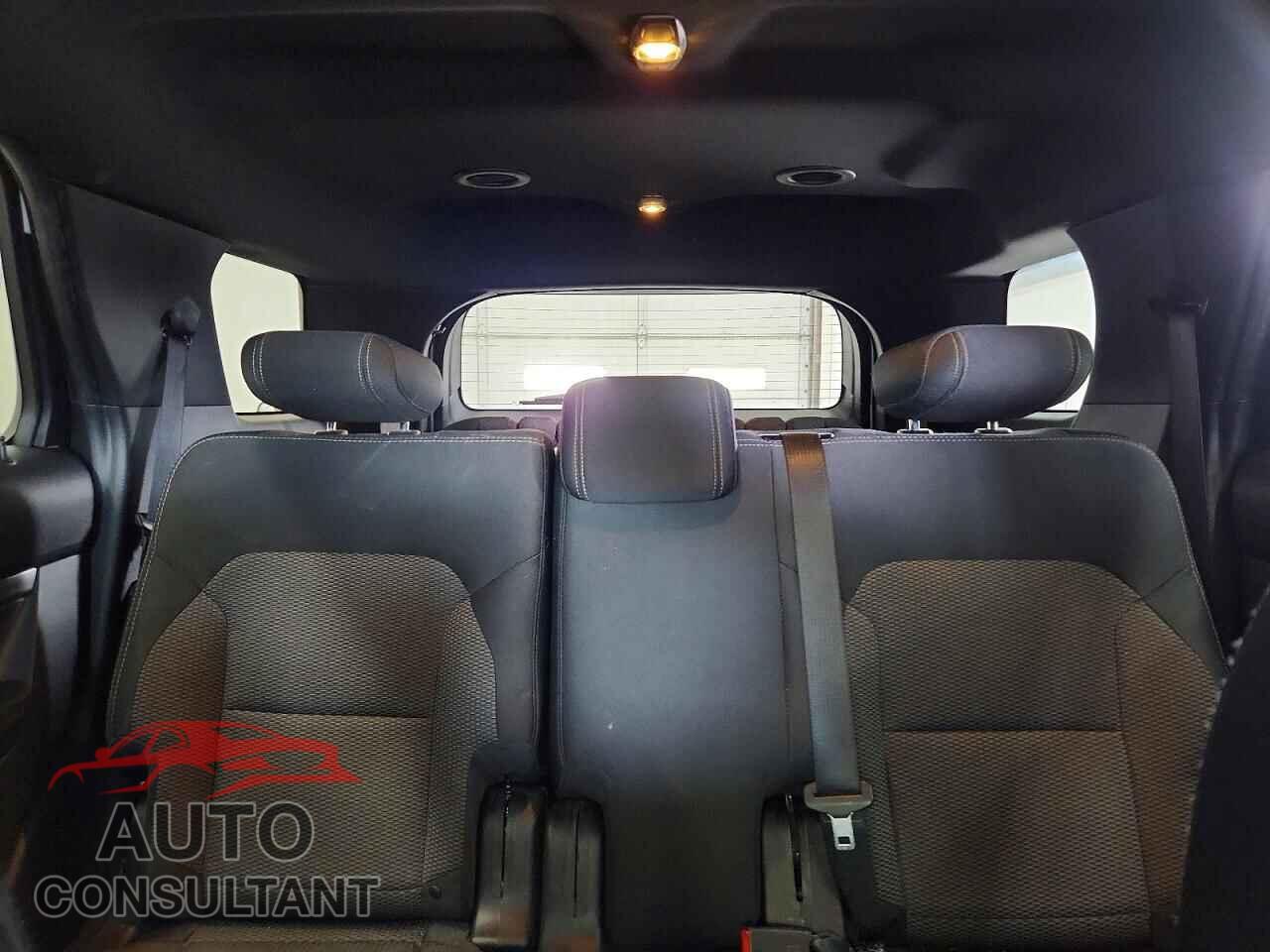 FORD EXPLORER 2018 - 1FM5K8D80JGA89149