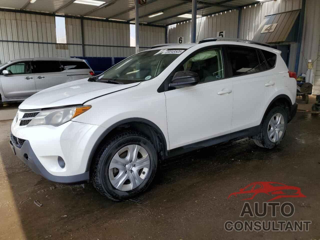 TOYOTA RAV4 2015 - JTMBFREVXFJ013681