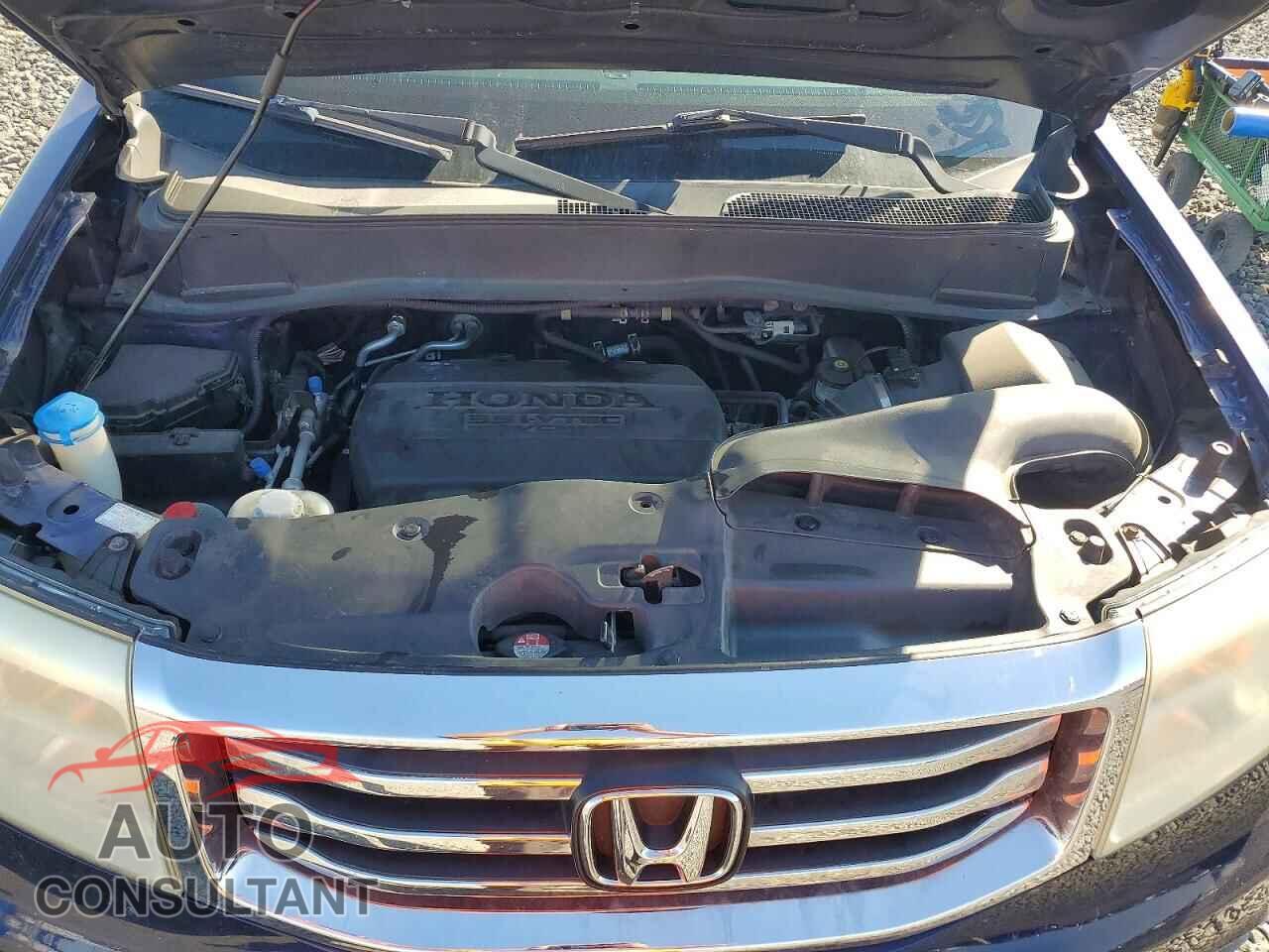 HONDA PILOT 2013 - 5FNYF4H26DB033588