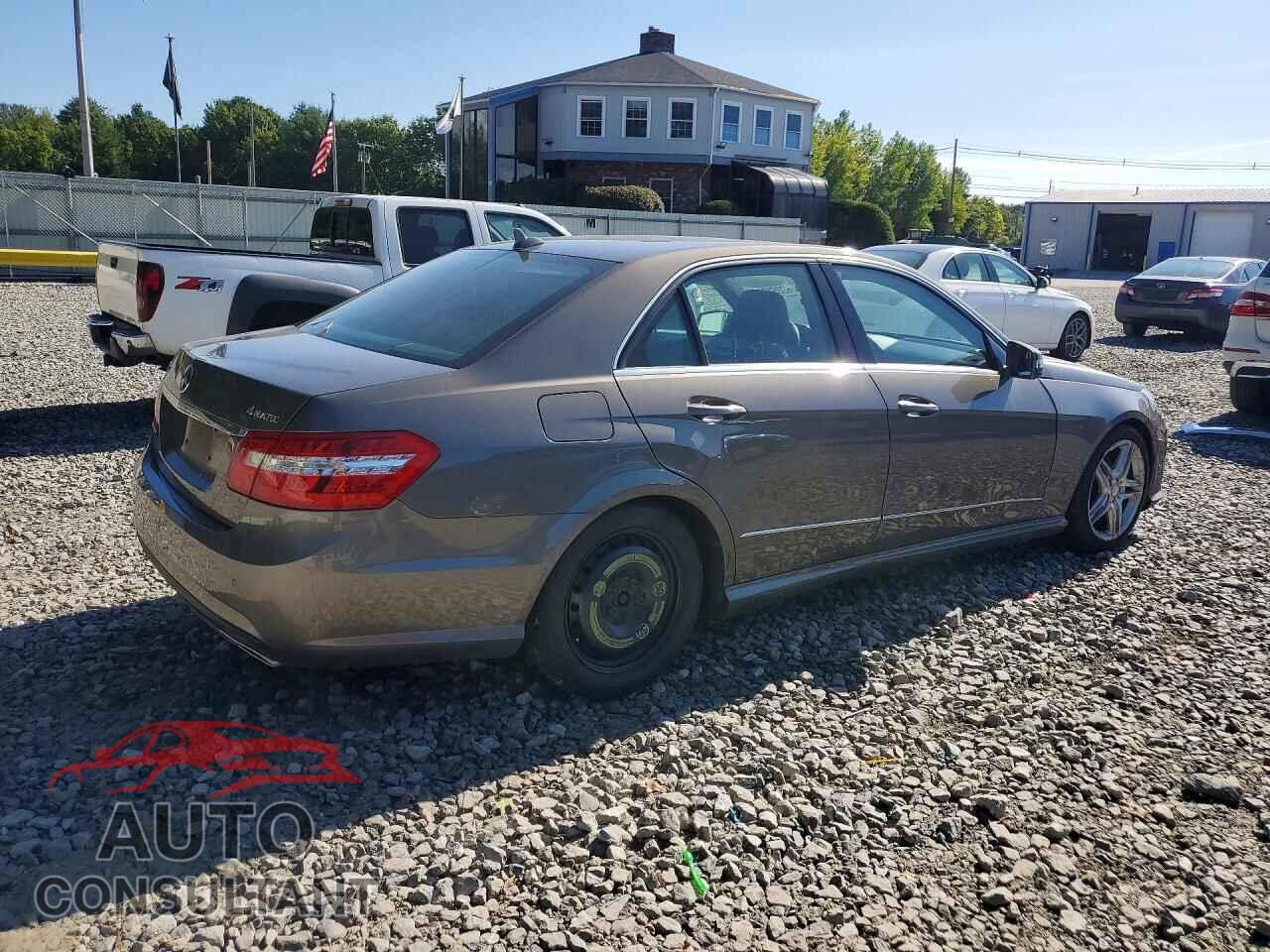 MERCEDES-BENZ E-CLASS 2013 - WDDHF8JBXDA736515