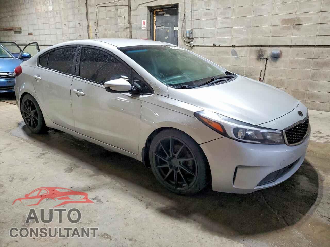 KIA FORTE 2017 - 3KPFK4A79HE085611