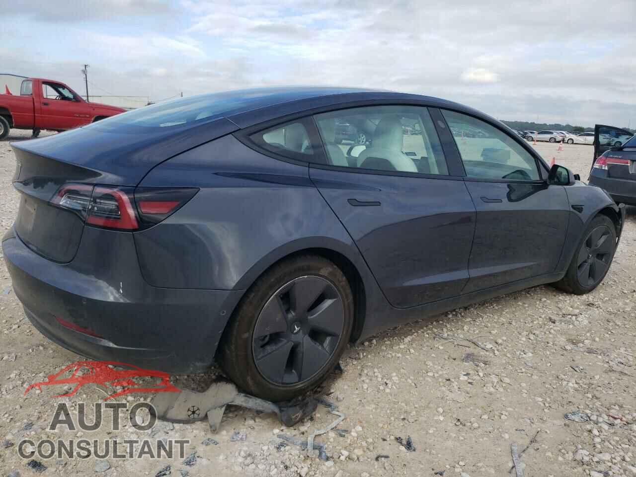 TESLA MODEL 3 2021 - 5YJ3E1EA5MF871196