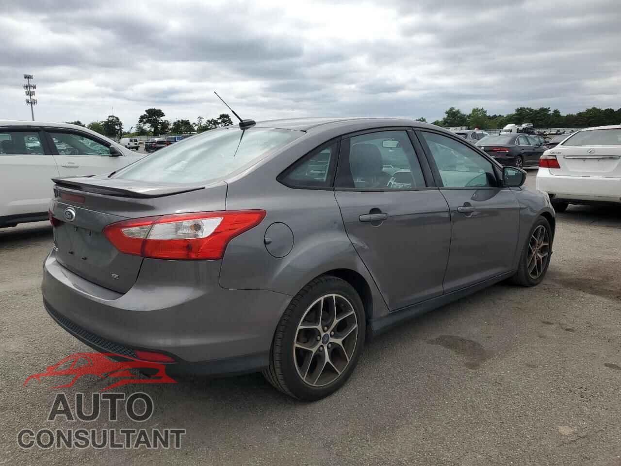FORD FOCUS 2012 - 1FAHP3F22CL426046