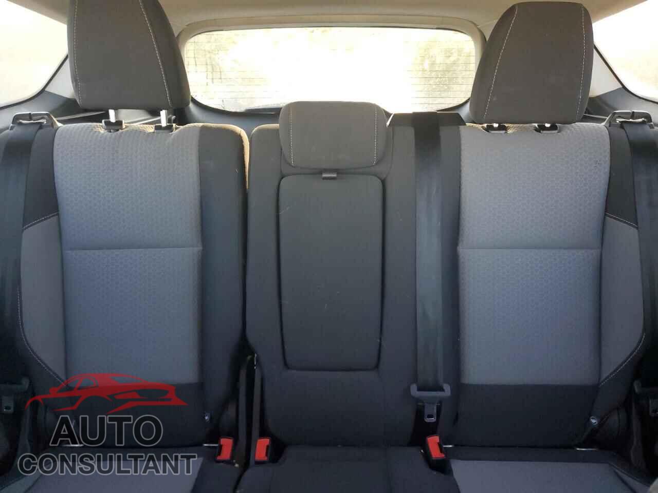 FORD ESCAPE 2017 - 1FMCU9G98HUC05463