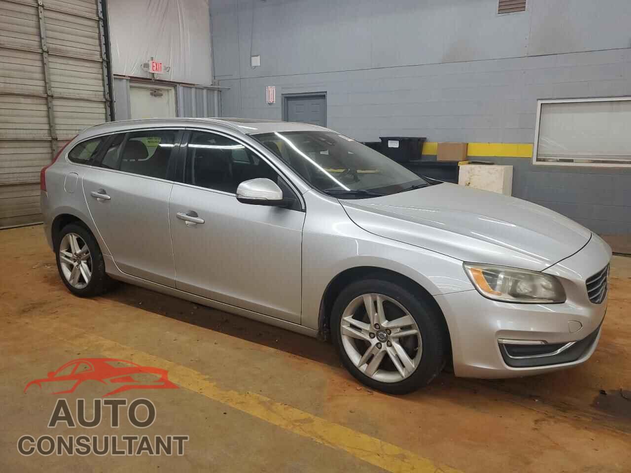 VOLVO V60 2015 - YV140MEB7F1197233