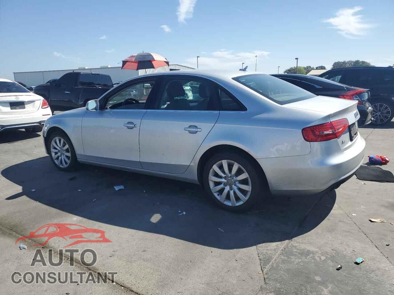 AUDI A4 2013 - WAUBFAFL8DN030321