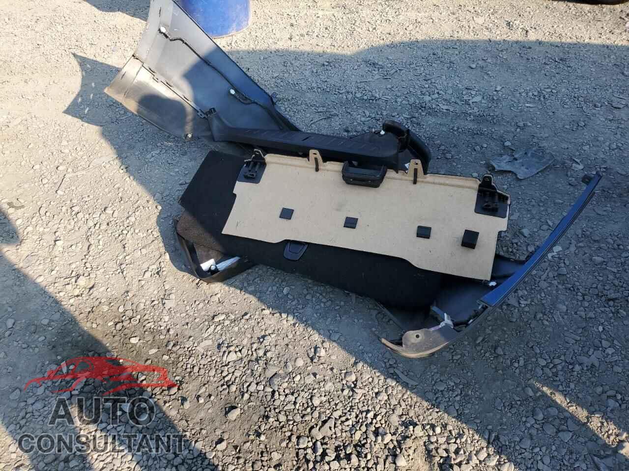 TESLA MODEL X 2016 - 5YJXCBE21GF018787