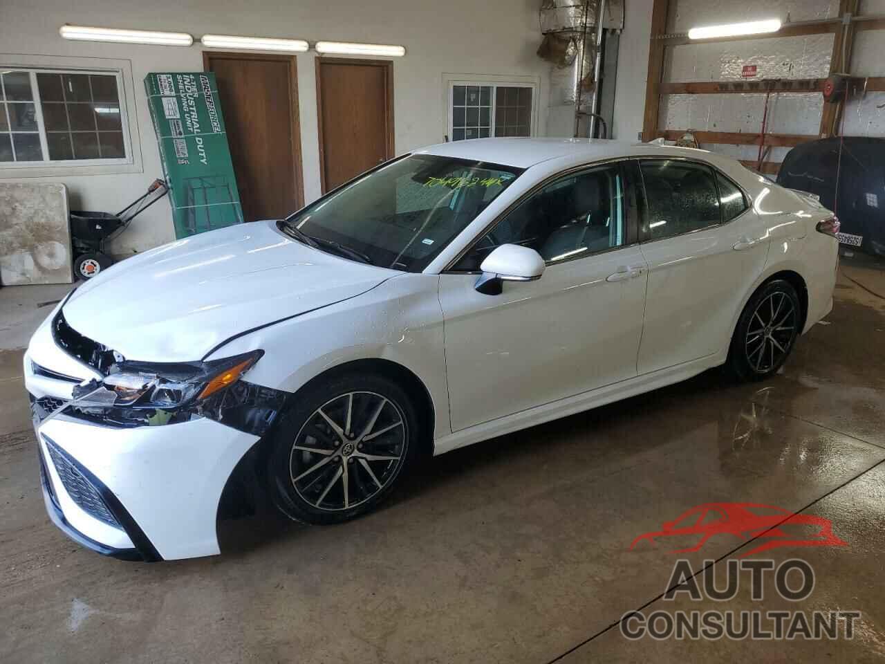 TOYOTA CAMRY 2022 - 4T1G11AK9NU014783