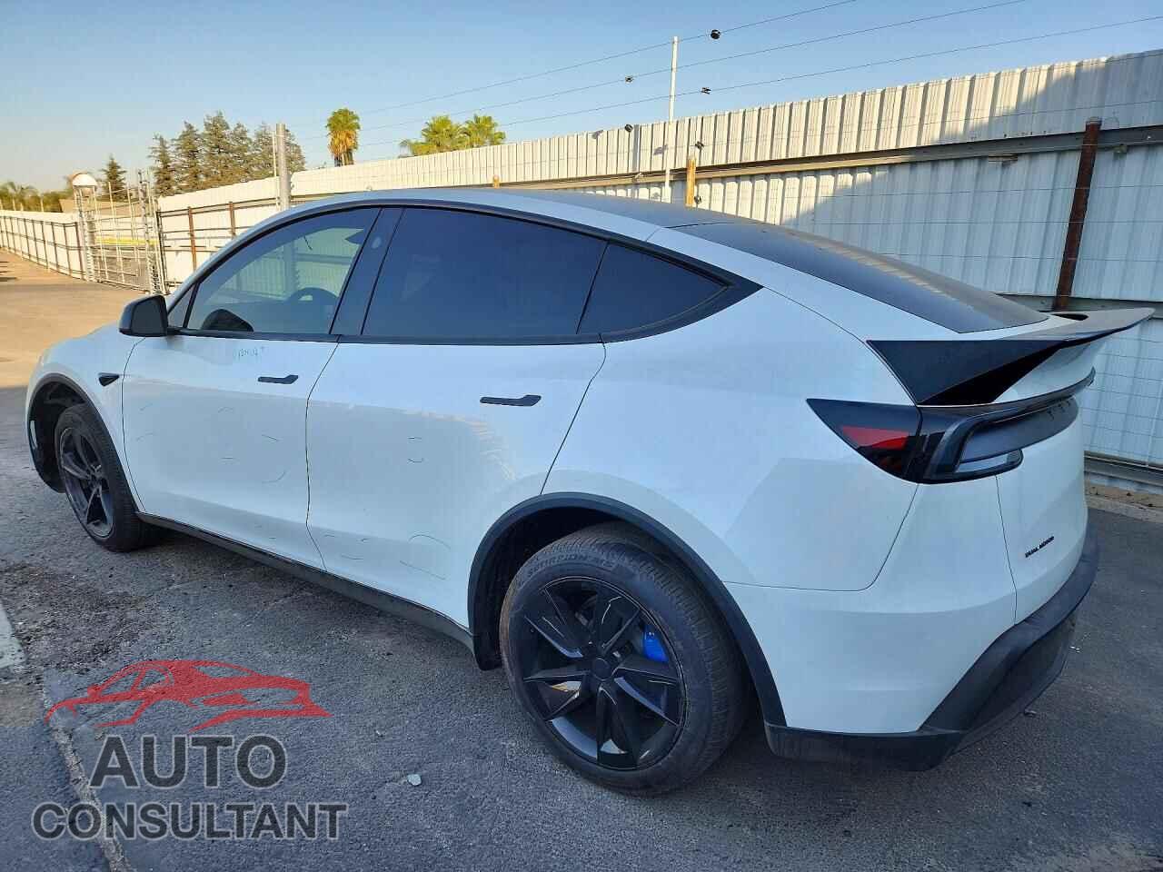 TESLA MODEL Y 2026 - 7SAYGDEE1TF563979