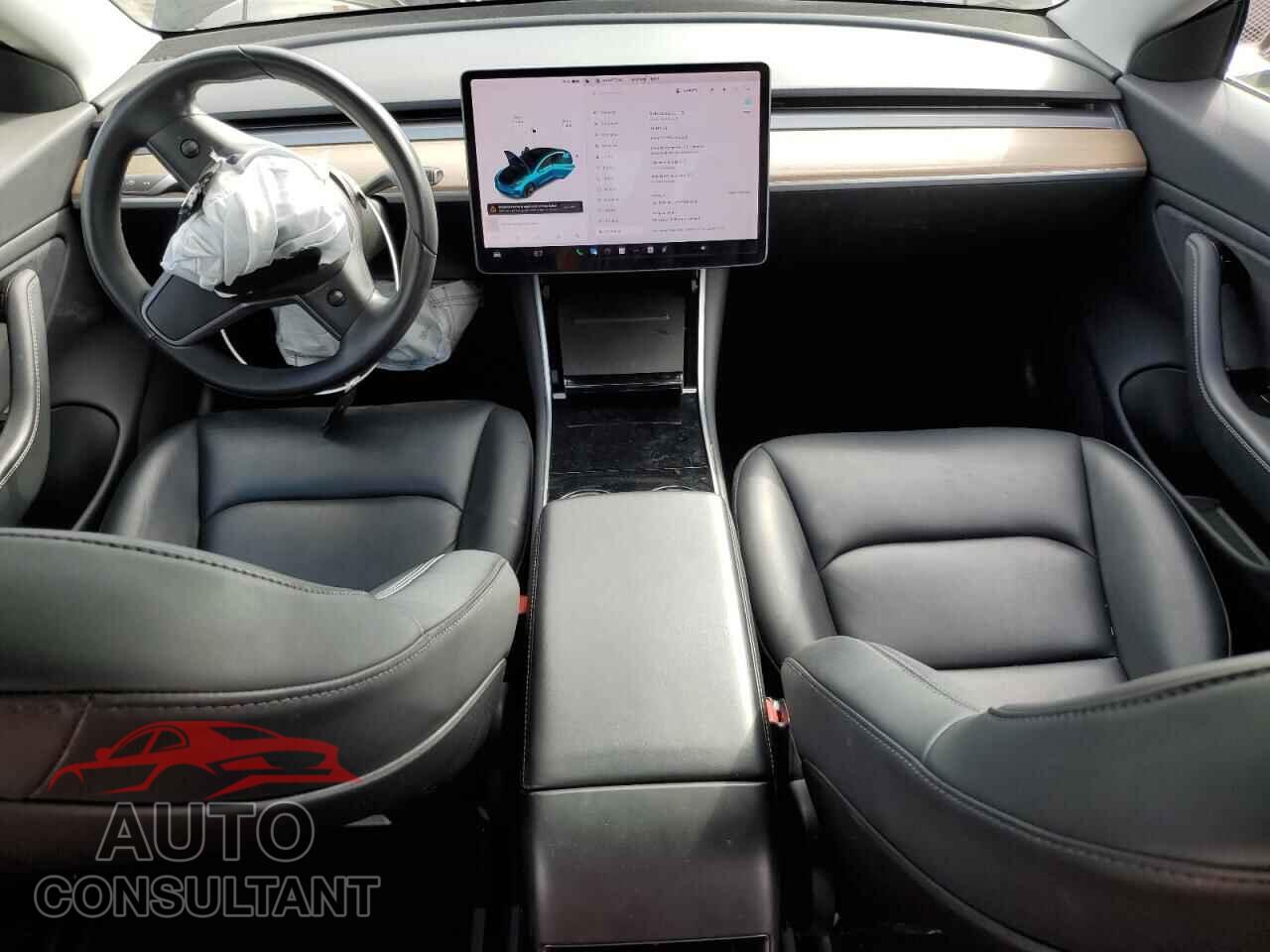 TESLA MODEL 3 2018 - 5YJ3E1EA7JF152124