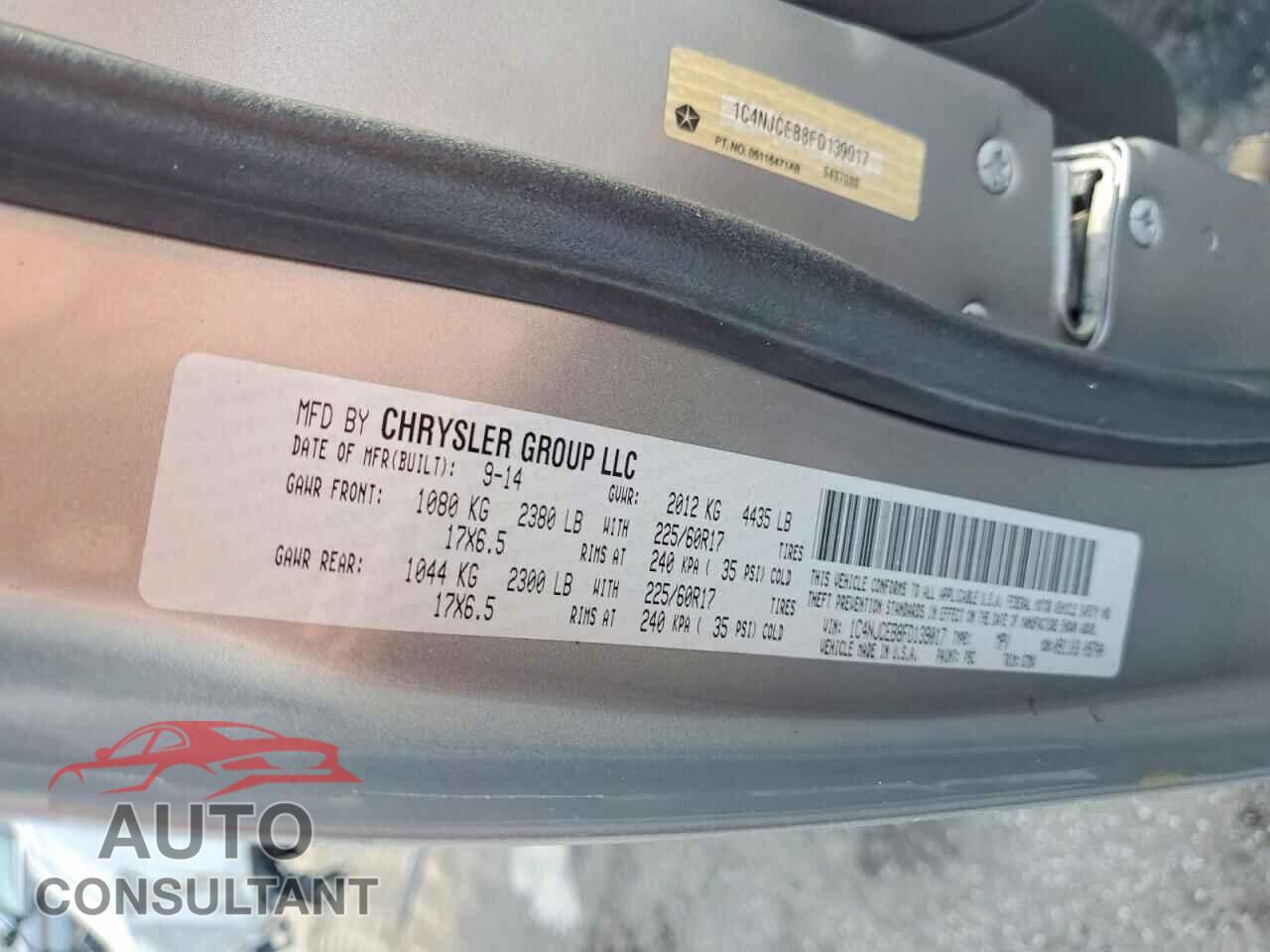 JEEP COMPASS 2015 - 1C4NJCEB8FD139017
