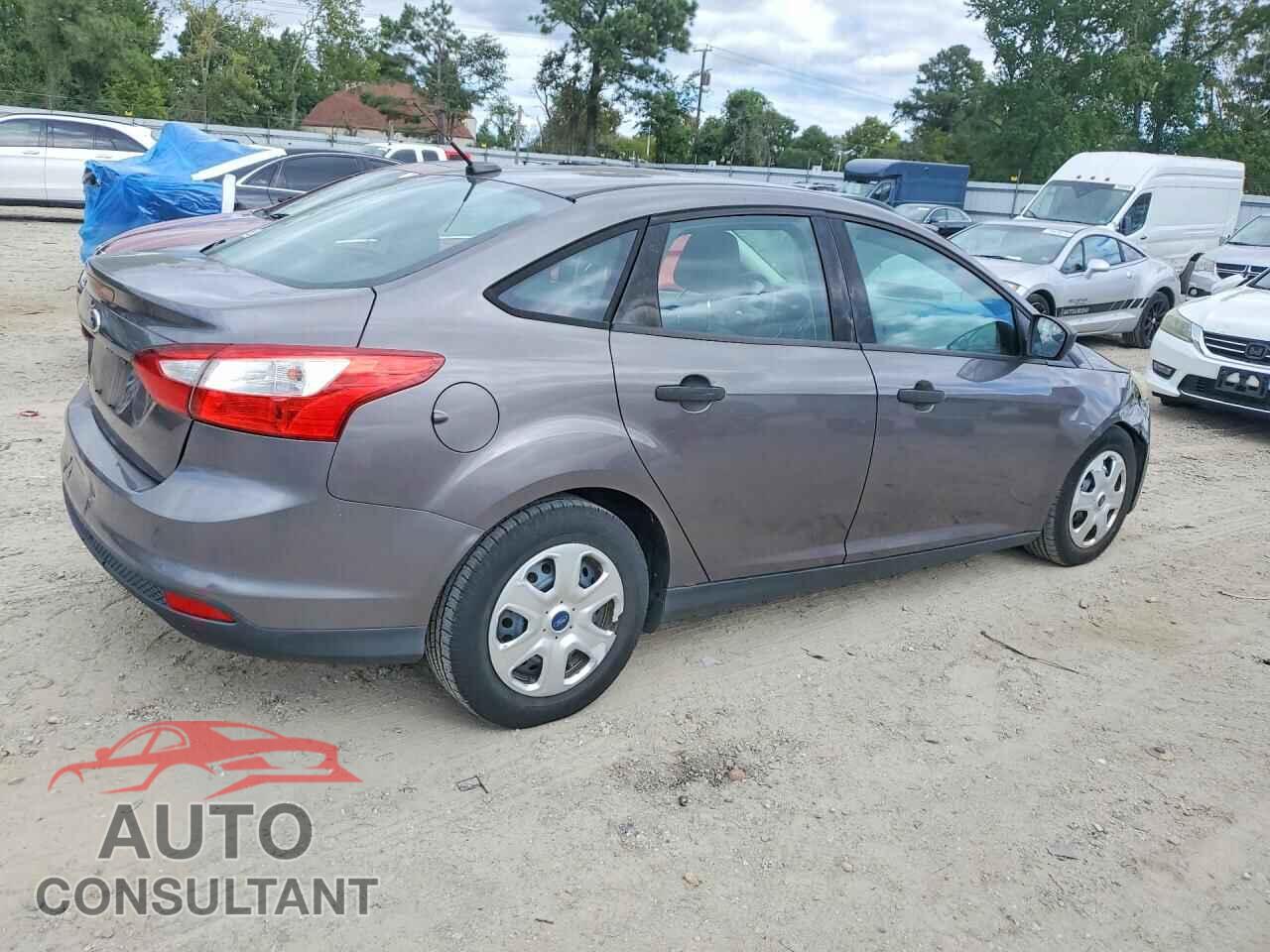 FORD FOCUS 2012 - 1FAHP3E21CL277100
