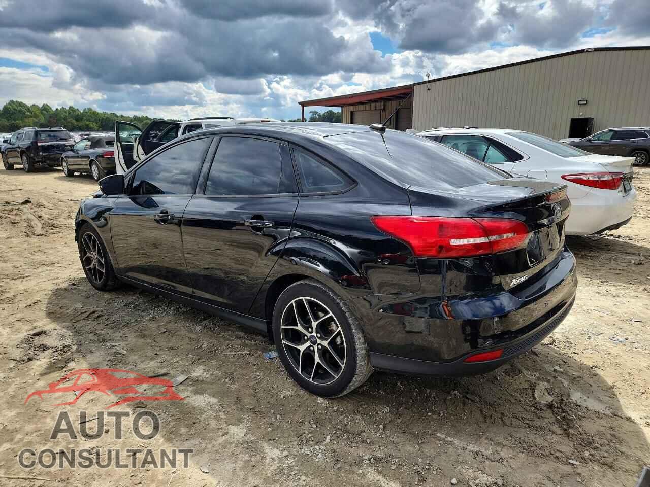 FORD FOCUS 2018 - 1FADP3H22JL221660