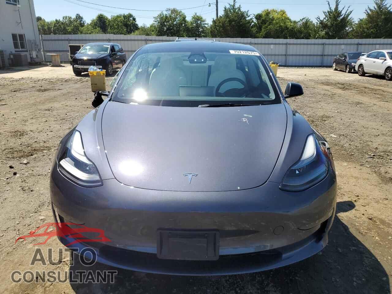 TESLA MODEL 3 2023 - 5YJ3E1EA0PF569092