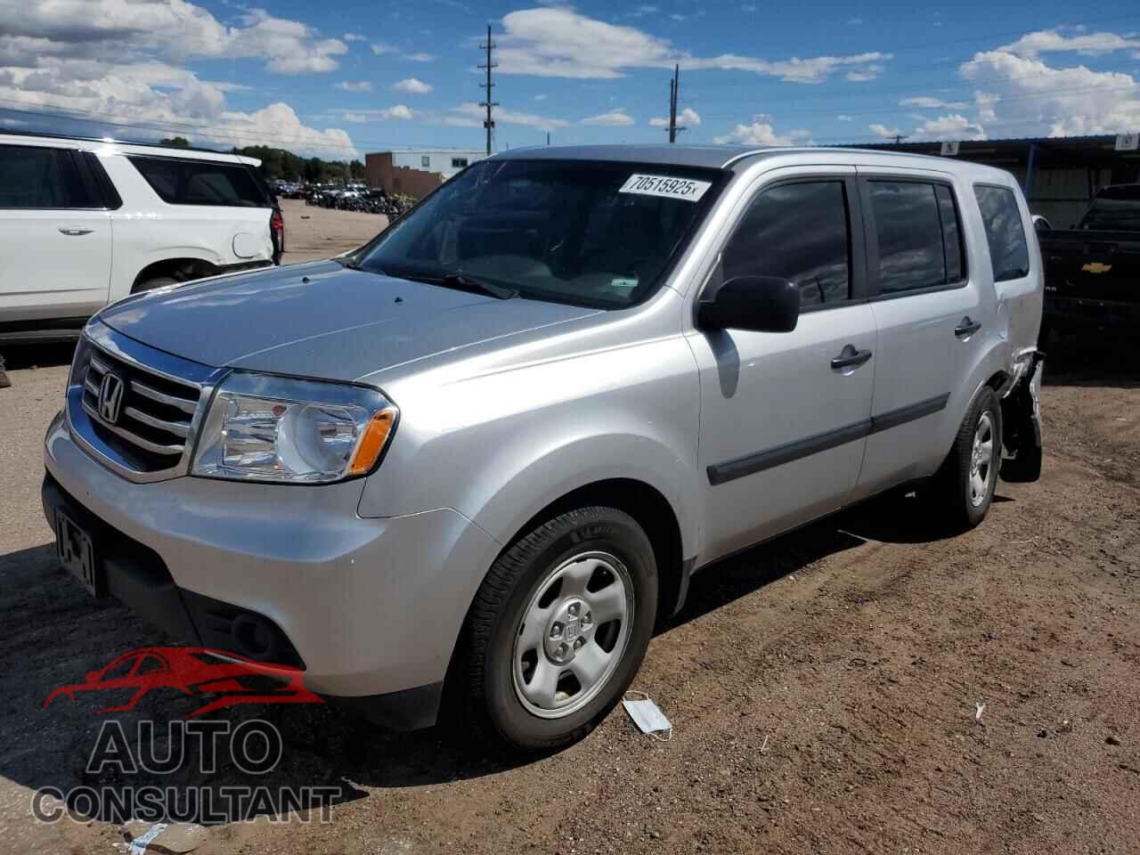 HONDA PILOT 2015 - 5FNYF4H27FB076520