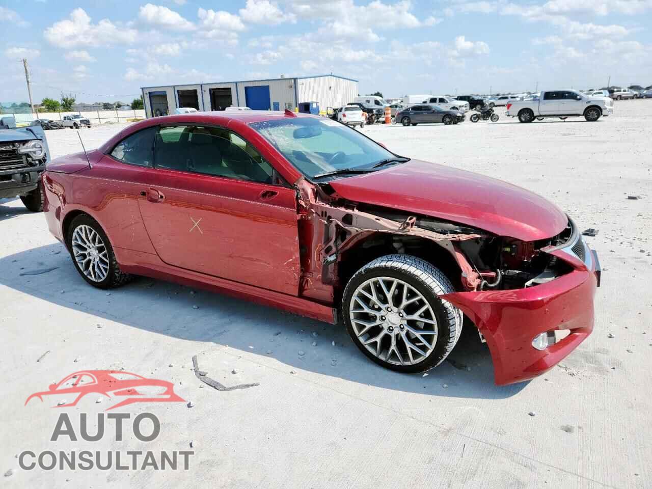 LEXUS IS 2015 - JTHFF2C24F2532431