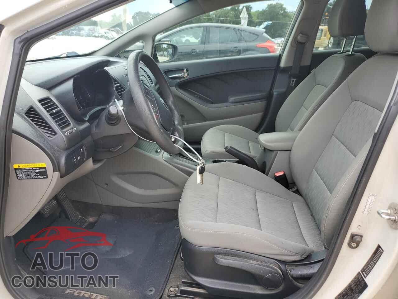 KIA FORTE 2014 - KNAFK4A6XE5115047