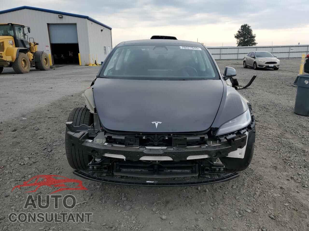 TESLA MODEL 3 2025 - 5YJ3E1EA7SF033006
