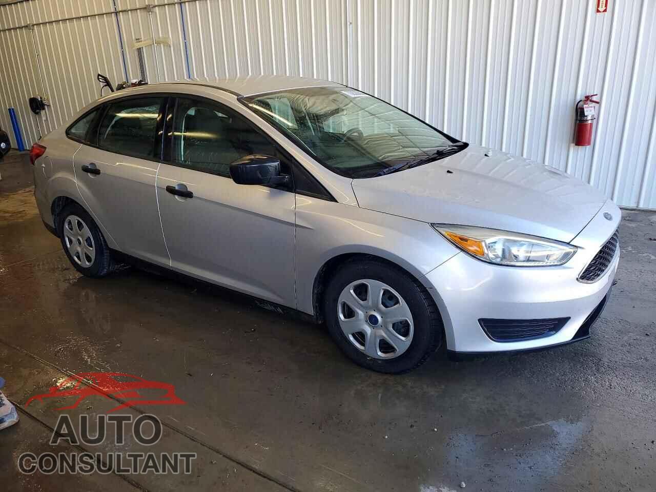 FORD FOCUS 2016 - 1FADP3E2XGL203405