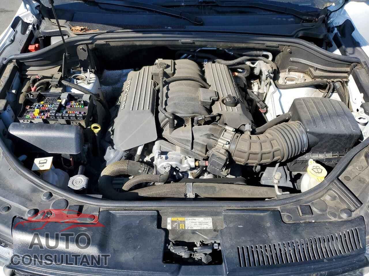 DODGE DURANGO 2018 - 1C4SDJGJ8JC291011