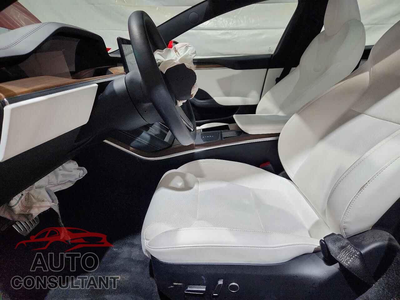 TESLA MODEL S 2023 - 5YJSA1E53PF530314