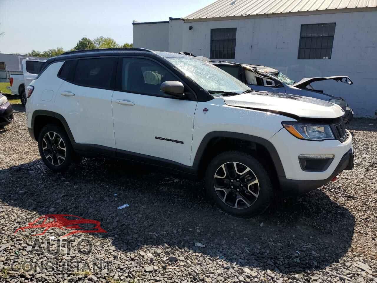 JEEP COMPASS 2021 - 3C4NJDDB3MT520305