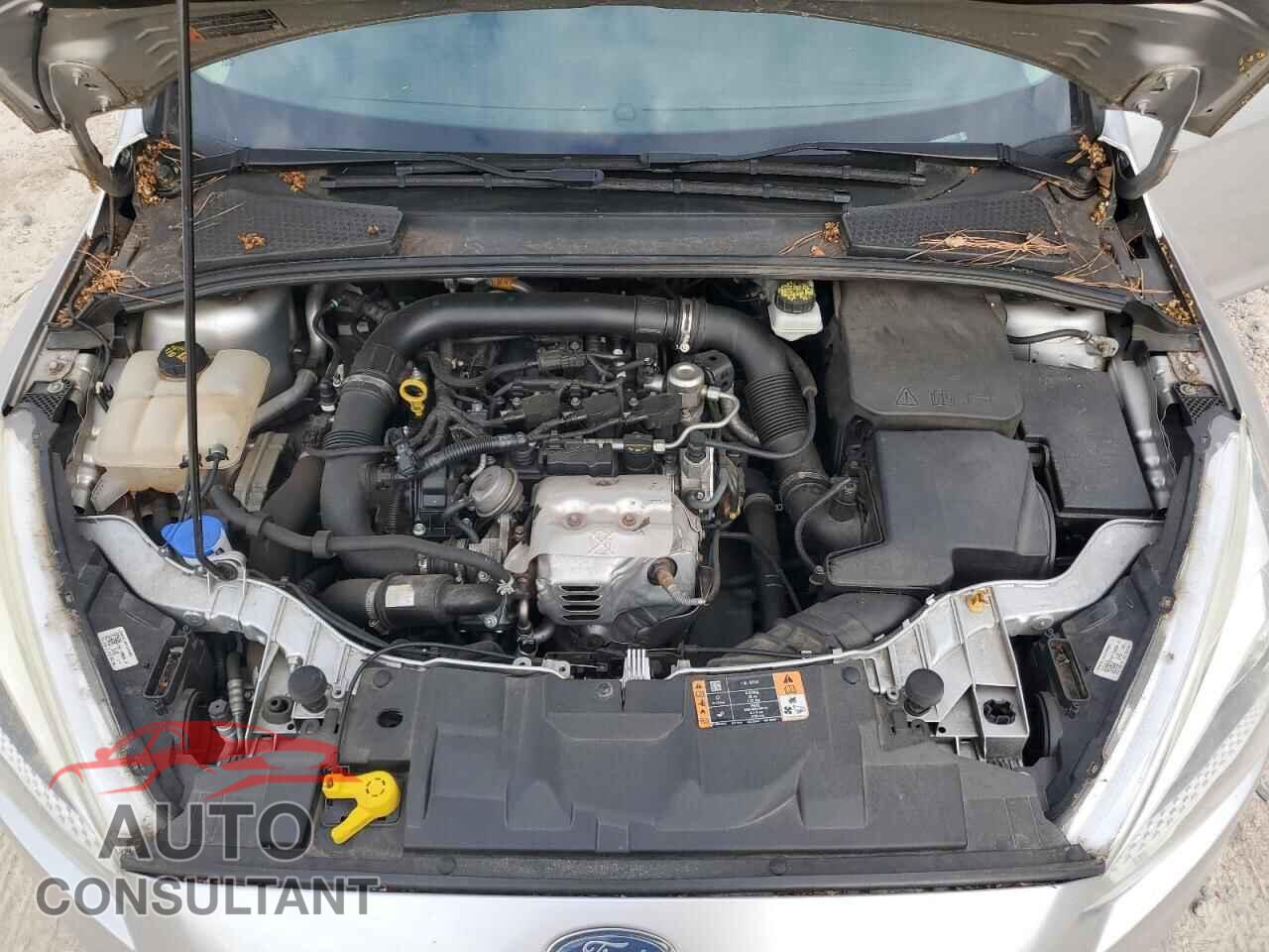 FORD FOCUS 2017 - 1FADP3FE3HL292325