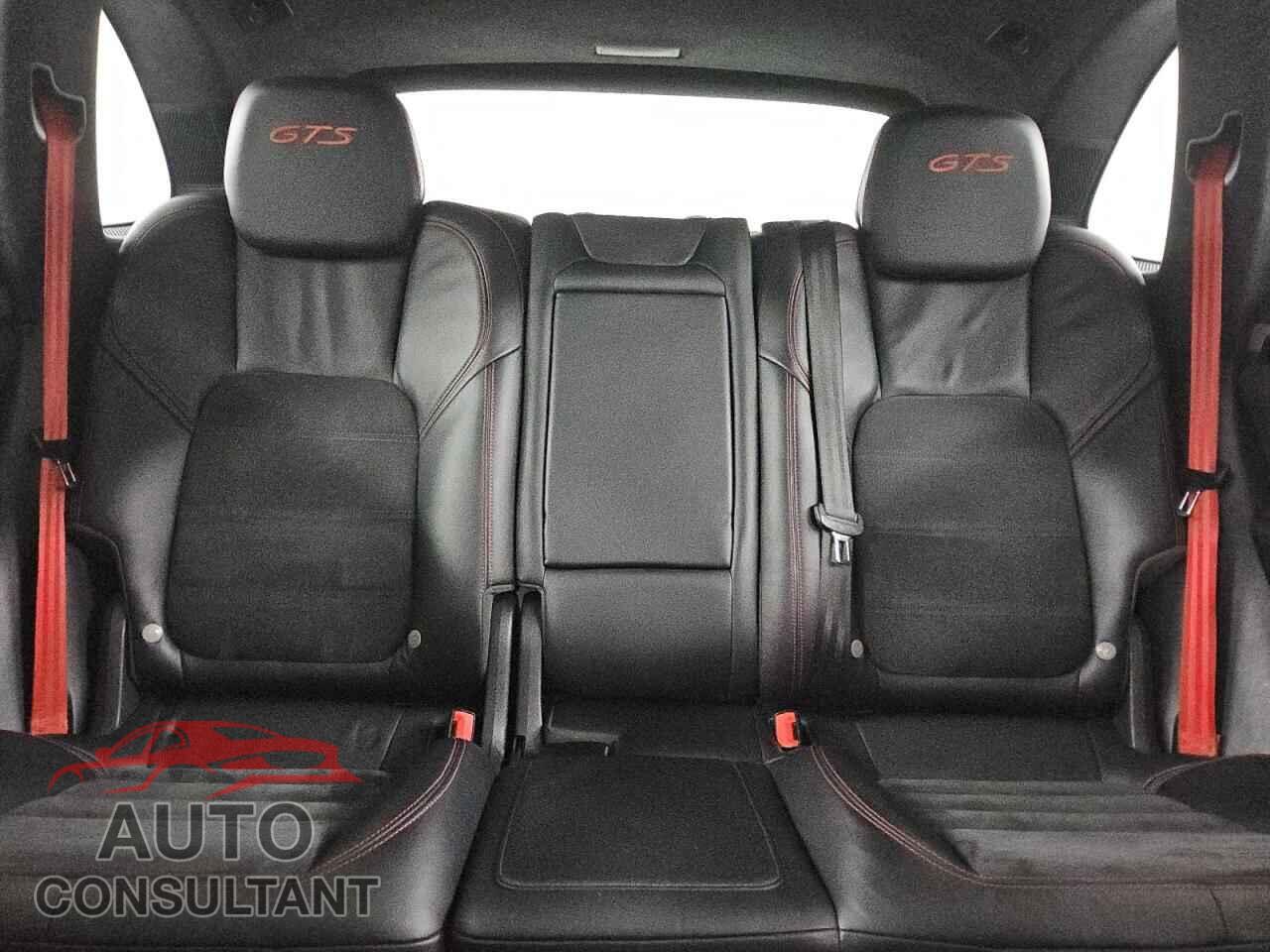 PORSCHE CAYENNE 2016 - WP1AD2A23GLA70894