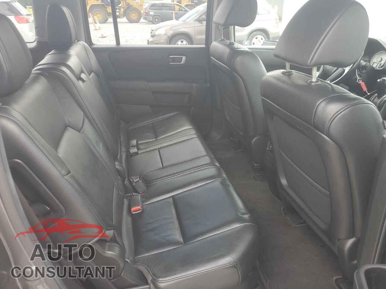 HONDA PILOT 2012 - 5FNYF4H56CB006769