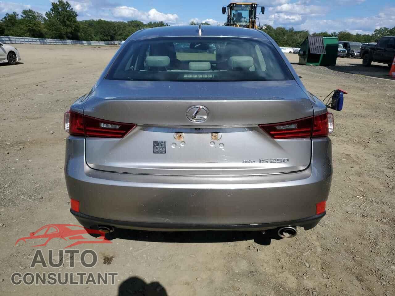 LEXUS IS 2015 - JTHCF1D22F5018250