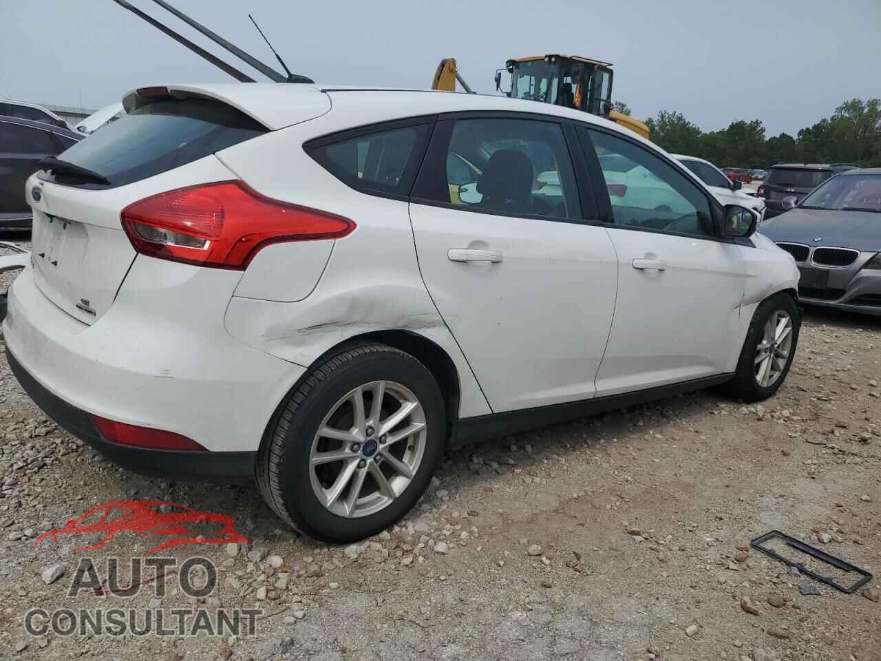 FORD FOCUS 2015 - 1FADP3K23FL288882