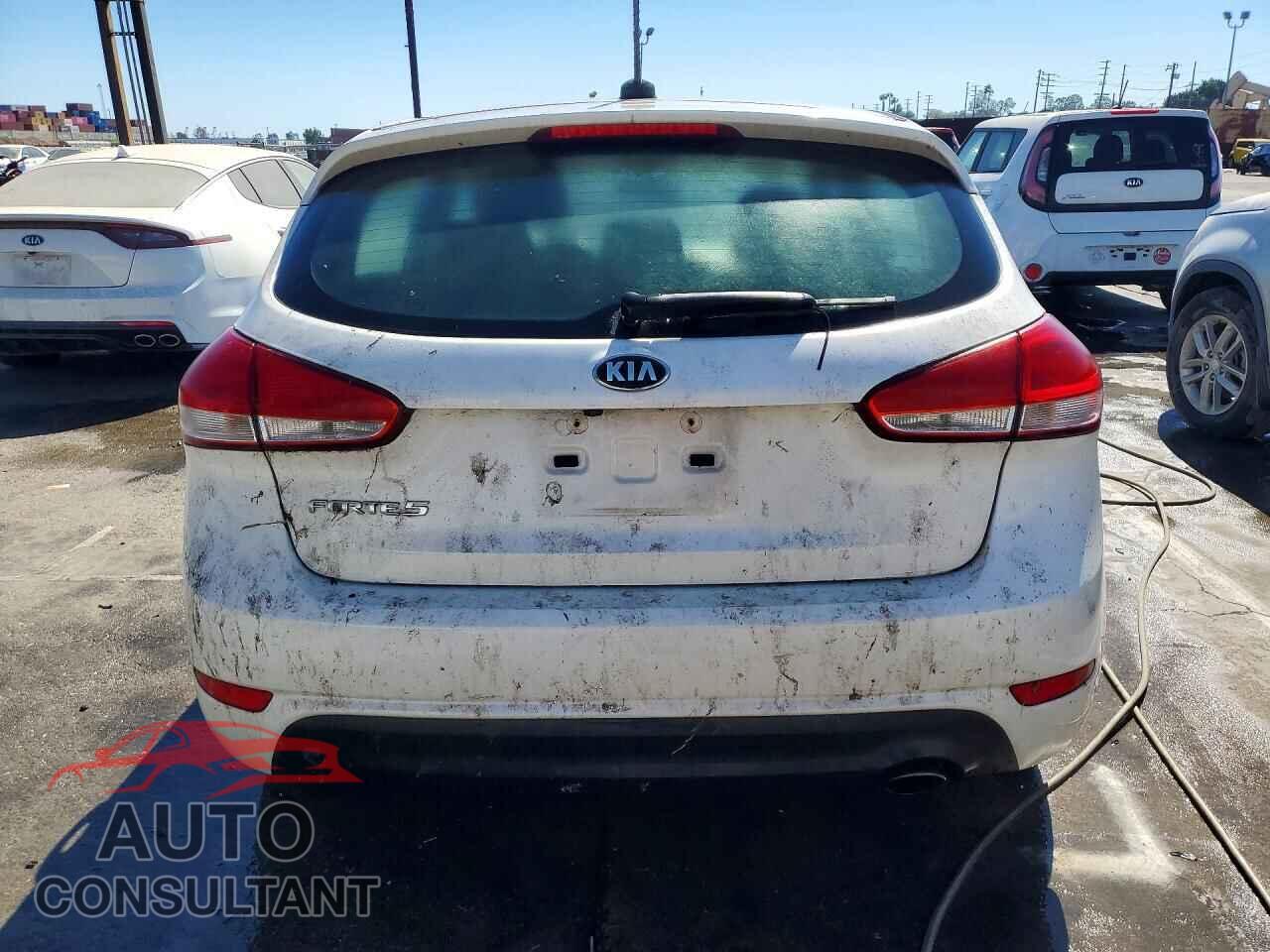 KIA FORTE 2017 - KNAFK5A85H5690975