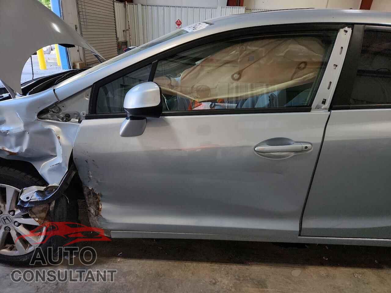 HONDA CIVIC 2012 - 19XFB2F89CE355127
