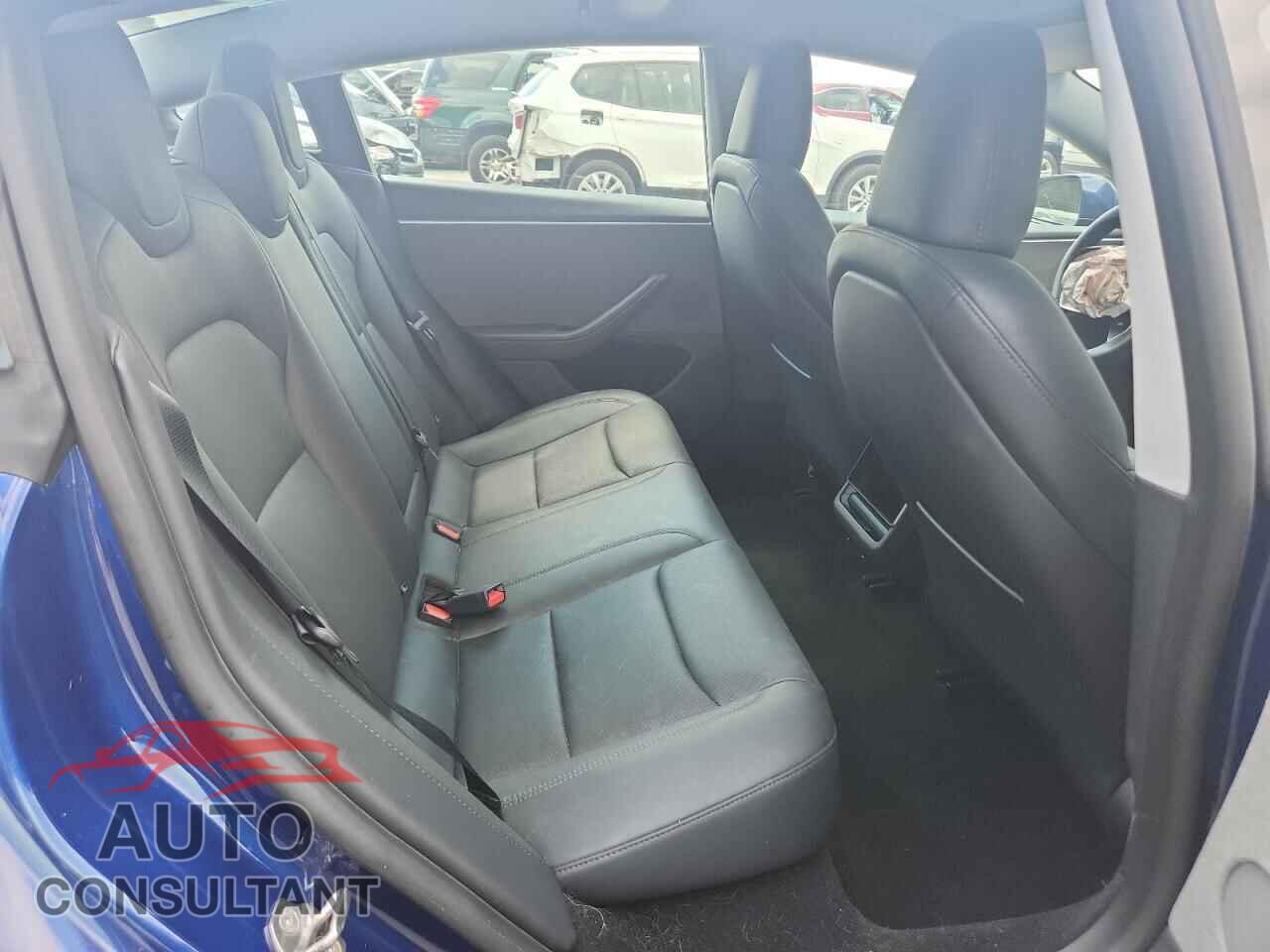 TESLA MODEL 3 2024 - 5YJ3E1EA5RF853840