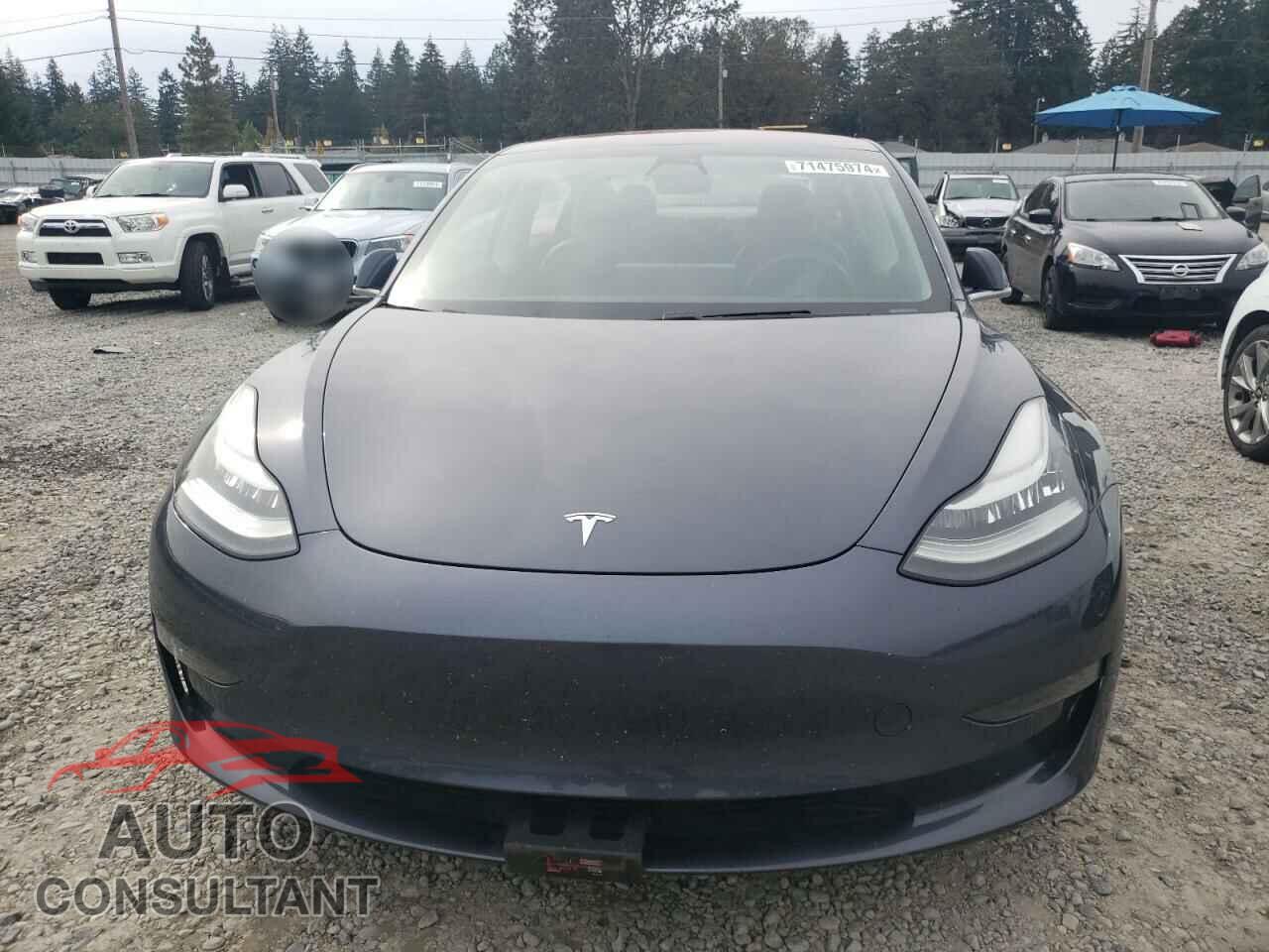 TESLA MODEL 3 2018 - 5YJ3E1EA5JF037327