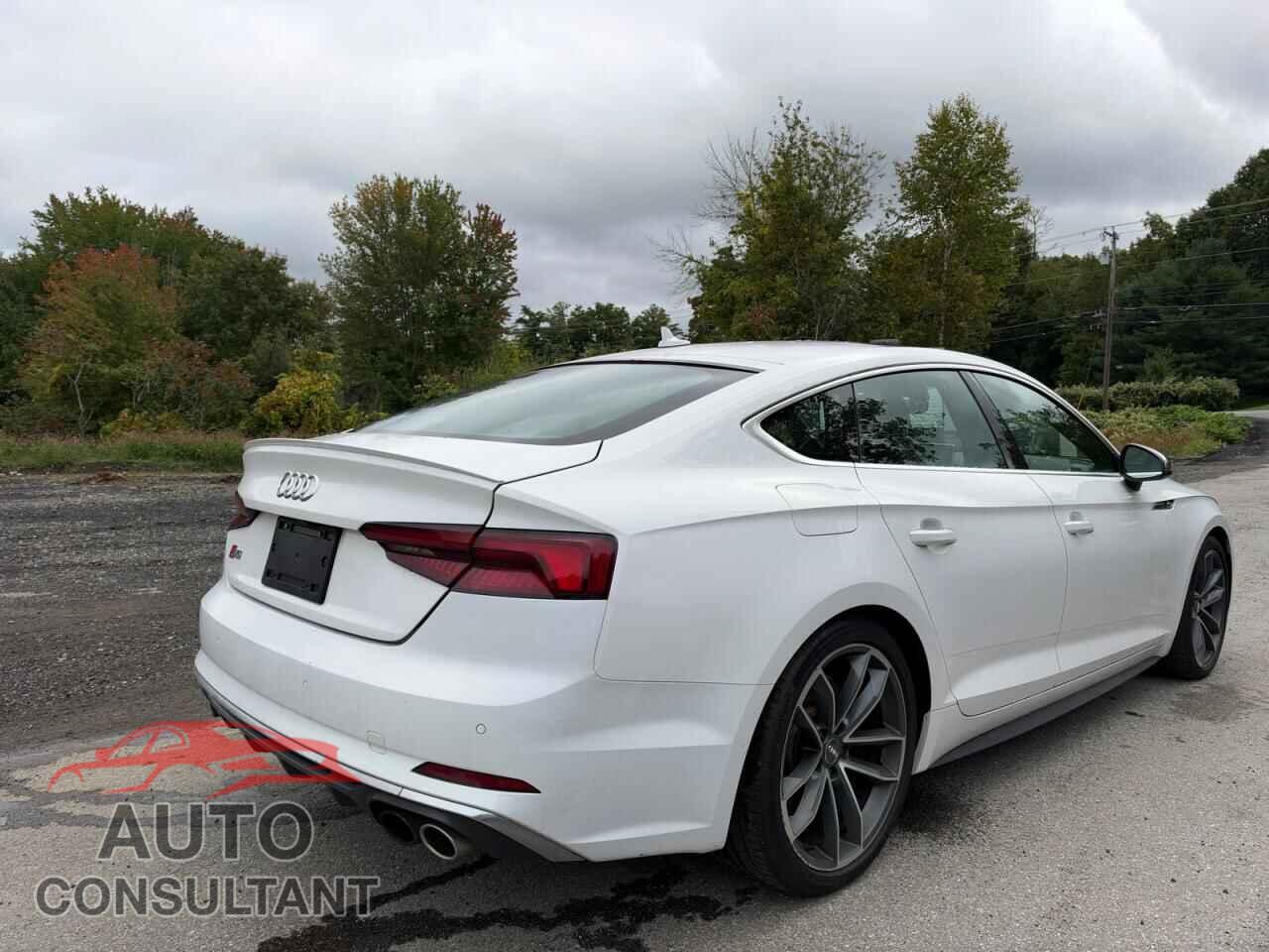 AUDI S5/RS5 2018 - WAUB4CF5XJA080658