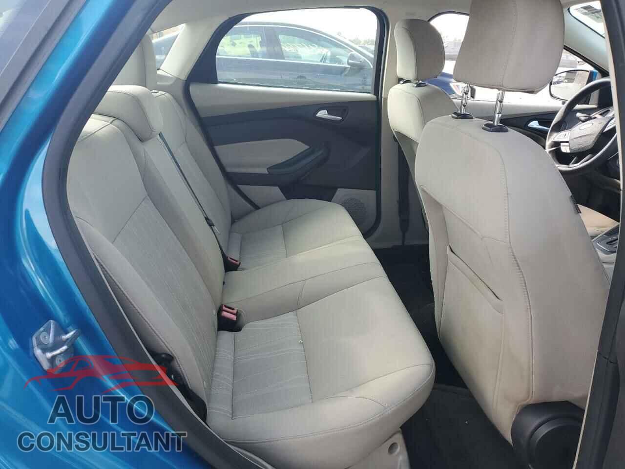 FORD FOCUS 2016 - 1FADP3F22GL201050