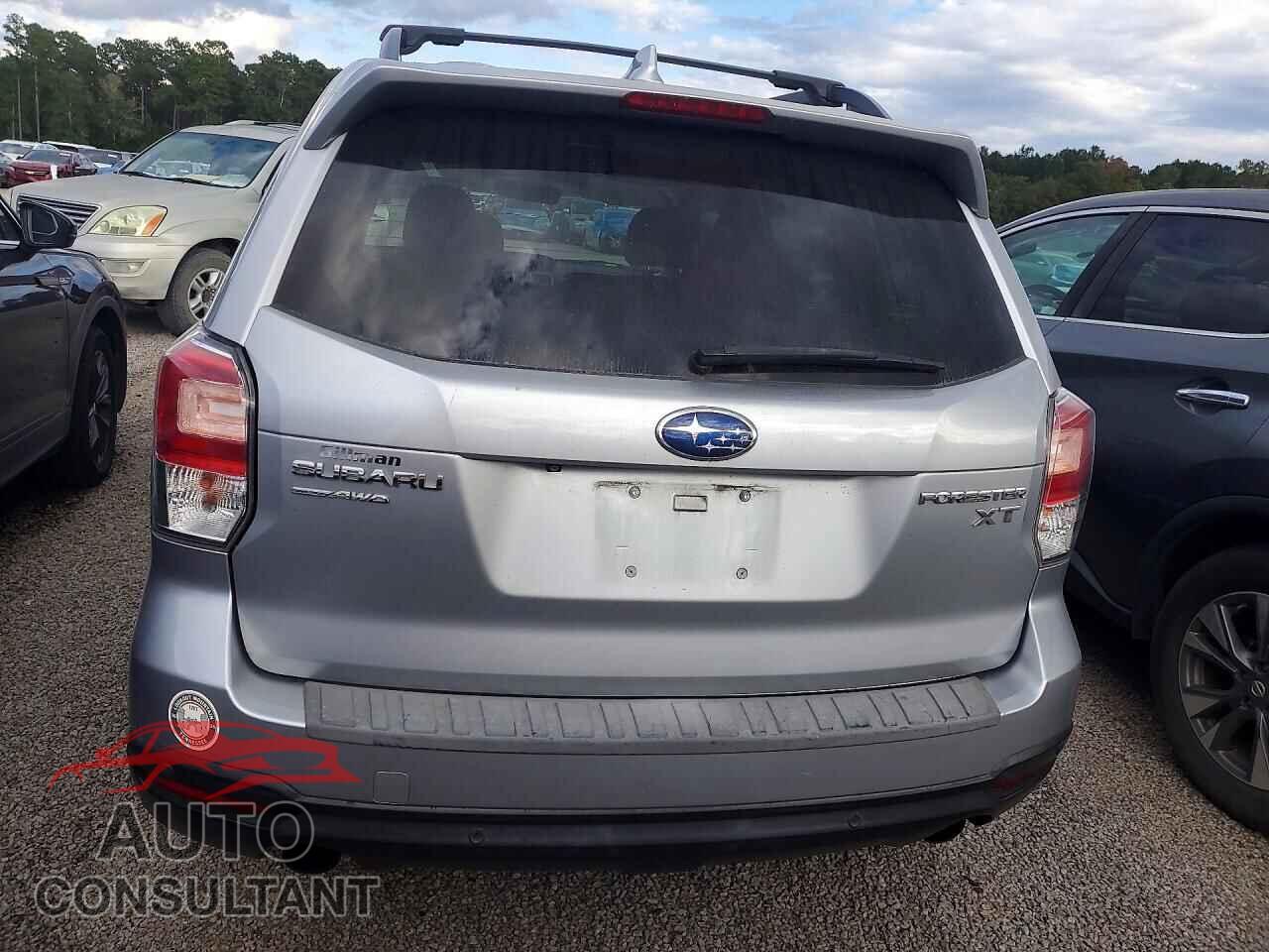 SUBARU FORESTER 2018 - JF2SJGWC6JH463250