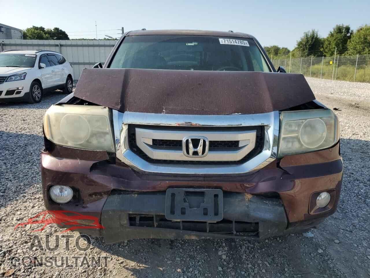 HONDA PILOT 2011 - 5FNYF4H64BB031029