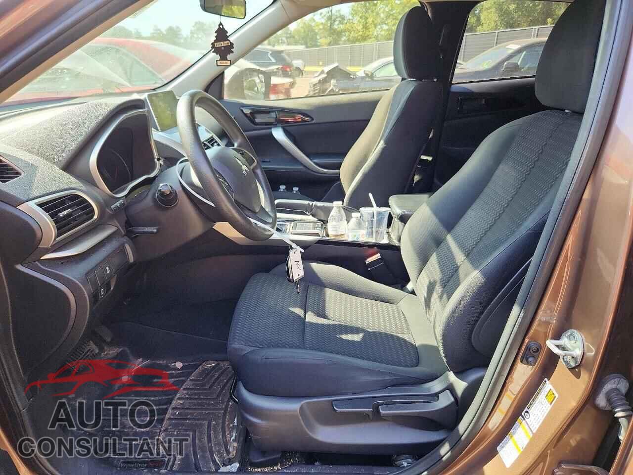 MITSUBISHI ECLIPSE 2018 - JA4AT4AA8JZ065471