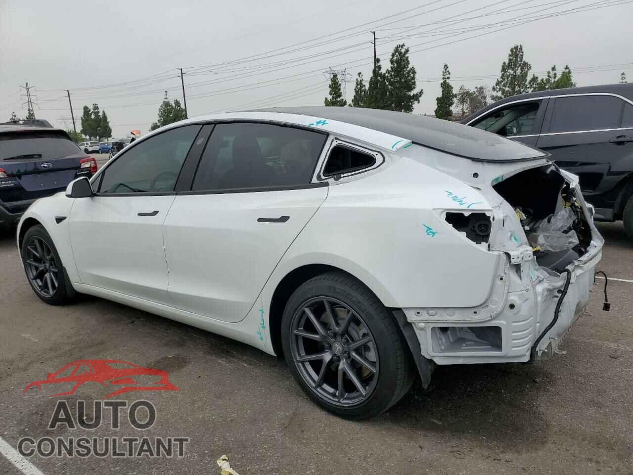 TESLA MODEL 3 2021 - 5YJ3E1EB1MF928471