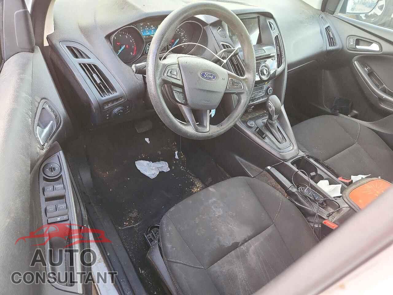 FORD FOCUS 2017 - 1FADP3H25HL344105